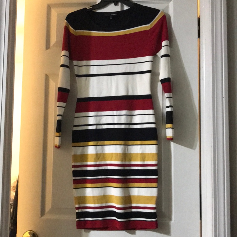 ❗️LAST CHANCE ❗️NWOT Variegated-striped bodycon dress